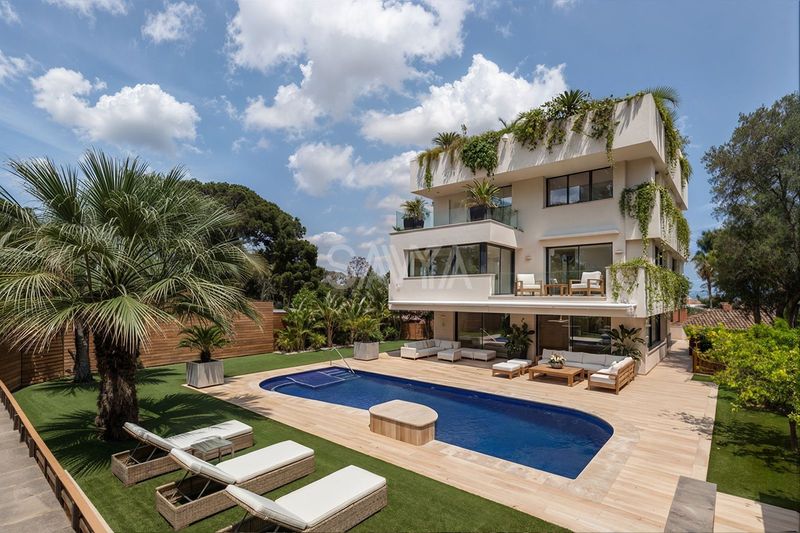 Casa en venda Barcelona. Ref: 1579. Savya Real Estate