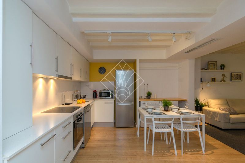 Piso en venta Barcelona. Ref: 1612. Savya Real Estate