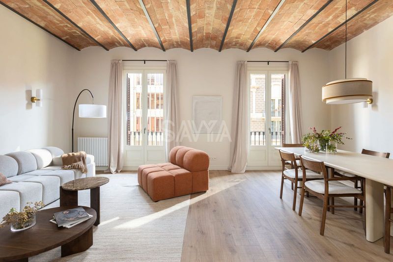Piso en venta Barcelona. Ref: 1677. Savya Real Estate