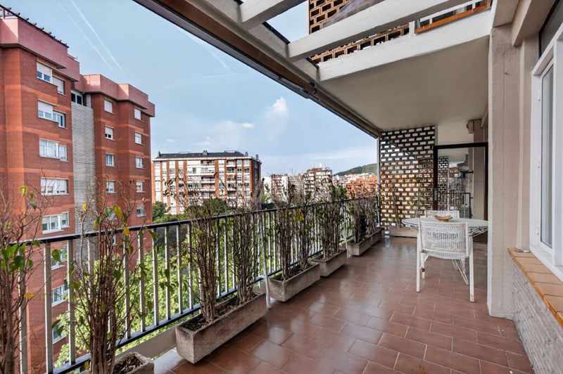 Flat for sale Barcelona. Ref: 1796. Savya Real Estate