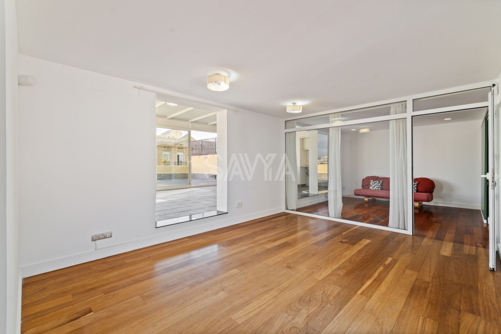 Habitación vacía - Exclusiva oficina con 92m² de terraza y vistas panorámicas