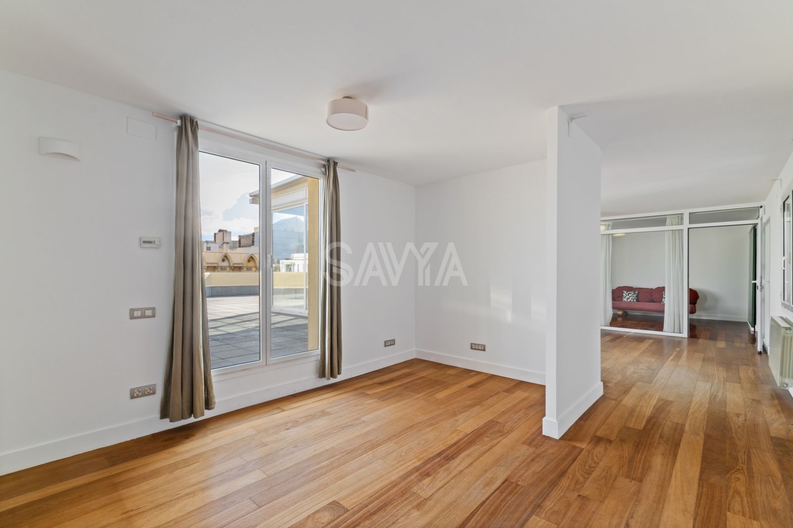 Habitación vacía - Exclusiva oficina con 92m² de terraza y vistas panorámicas