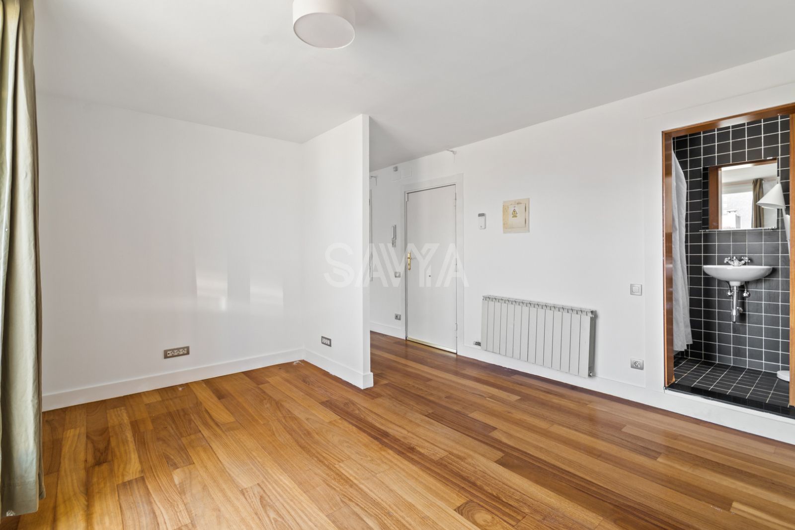 Habitación vacía - Exclusiva oficina con 92m² de terraza y vistas panorámicas