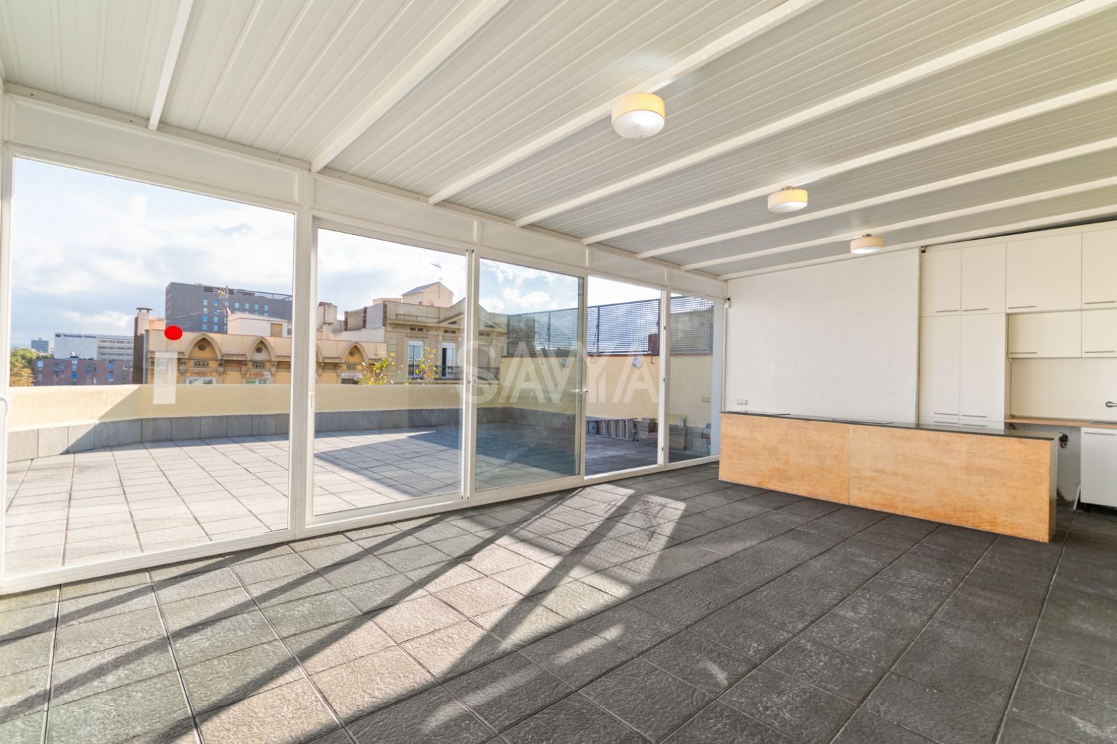 Parking - Exclusiva oficina con 92m² de terraza y vistas panorámicas