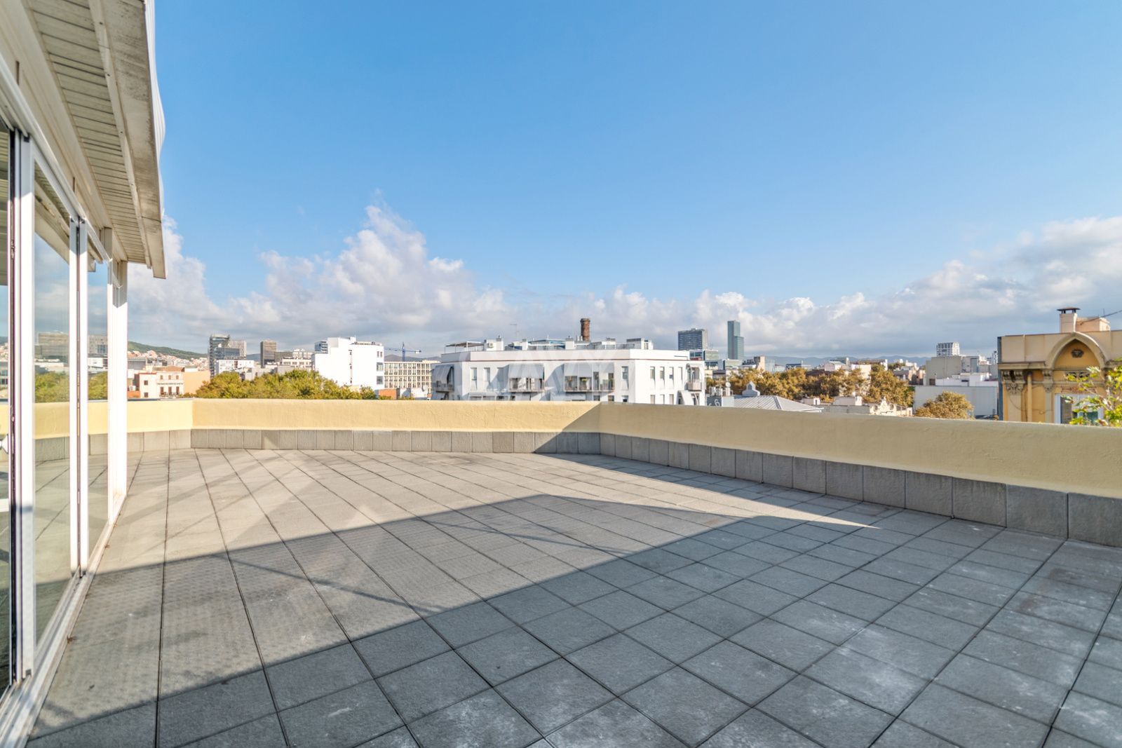 Terraza - Exclusiva oficina con 92m² de terraza y vistas panorámicas