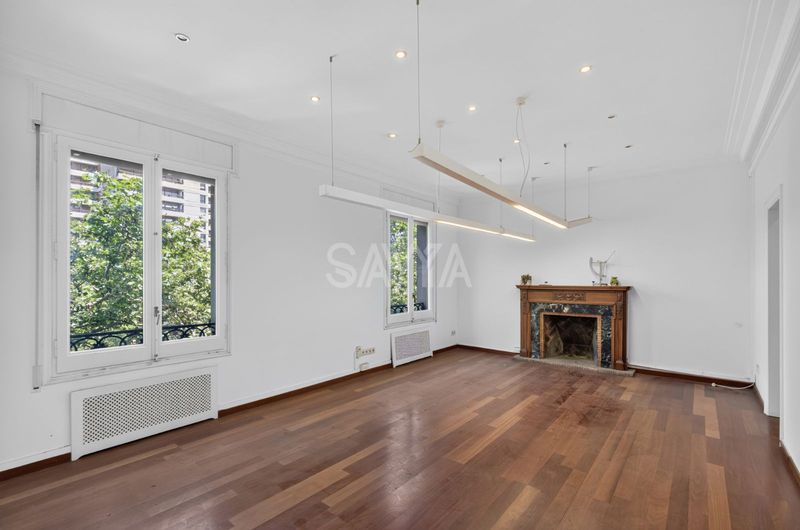 Pis en venda Barcelona. Ref: 1955. Savya Real Estate
