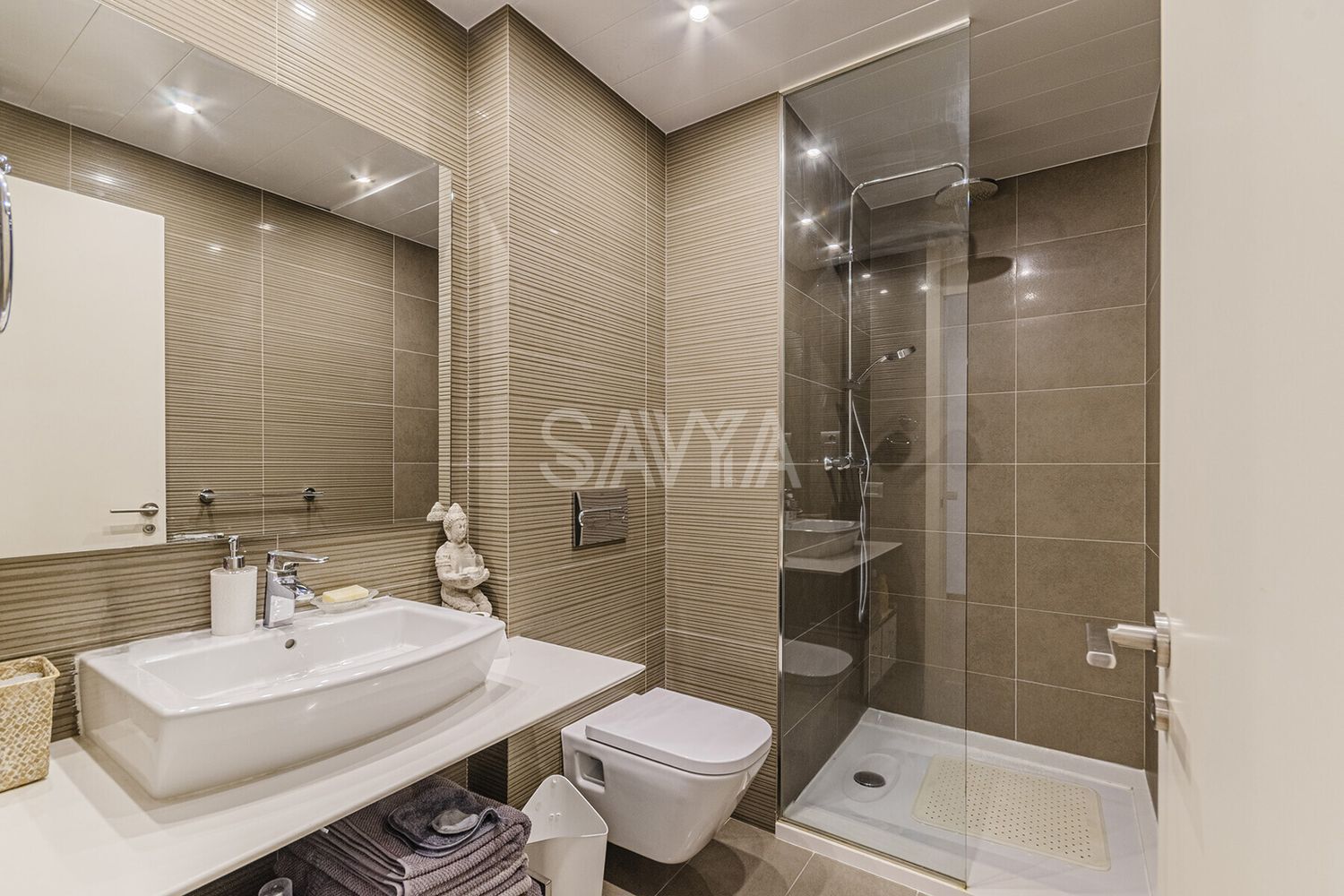 Exclusivo ático con terraza de 167 m² en la Dreta de l'Eixample - Foto 19