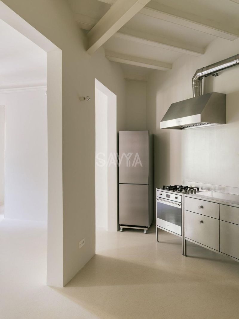 Piso en venta Barcelona. Ref: 1973. Savya Real Estate