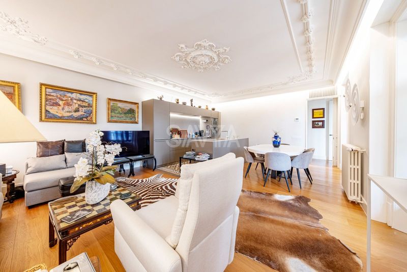 Piso en venta Barcelona. Ref: 1981. Savya Real Estate