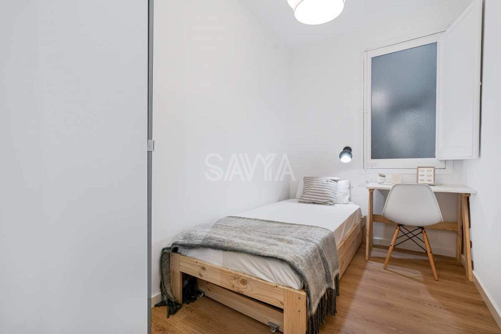 Habitación - Piso de 3 habitaciones, amueblado y listo para entrar a vivir en Sant Antoni Maria Claret