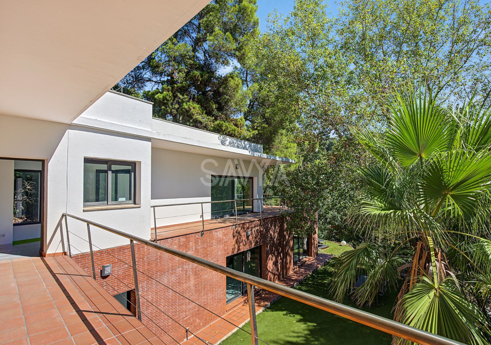 Fachada - Casa de diseño en plena naturaleza de Collserola