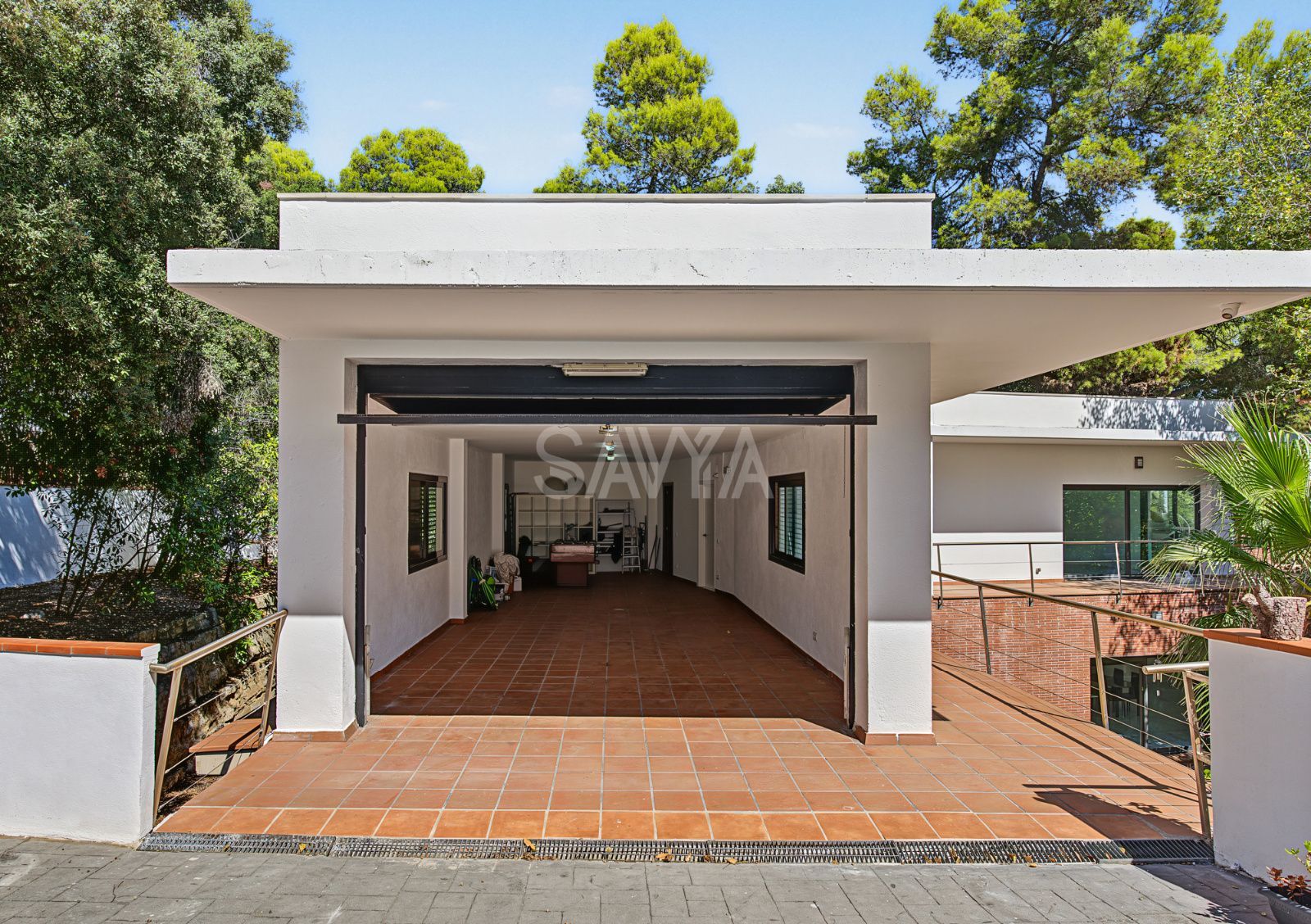 Fachada - Casa de diseño en plena naturaleza de Collserola