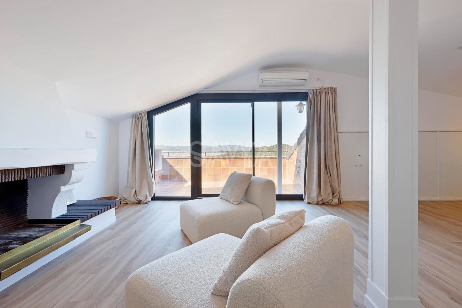Residencia con vistas panorámicas y piscina en Ciutat Diagonal - Foto 29