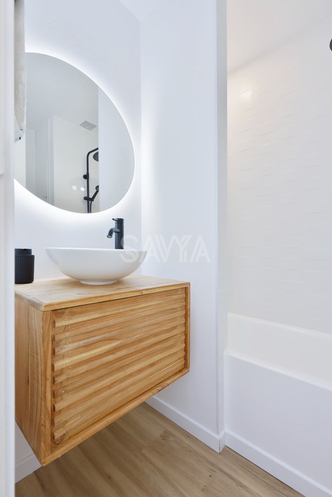 Residencia con vistas panorámicas y piscina en Ciutat Diagonal - Foto 35