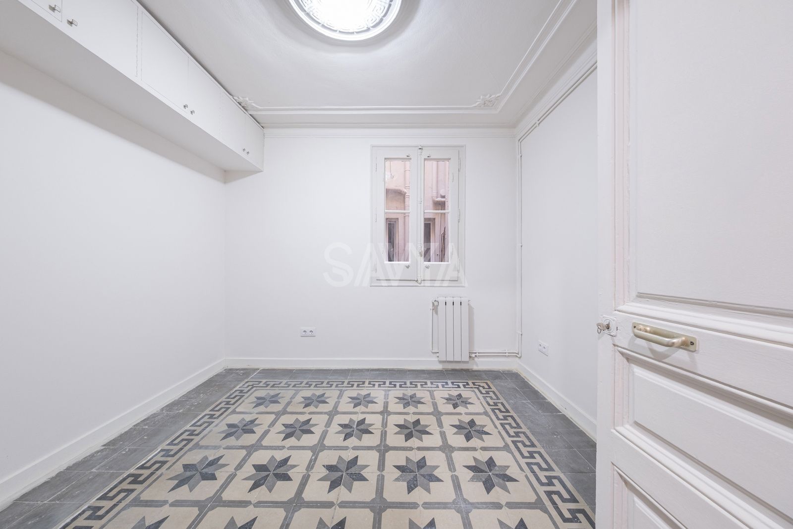 Maravilloso piso alto y segregable en Eixample con posibilidad de recuperar terraza - Foto 17