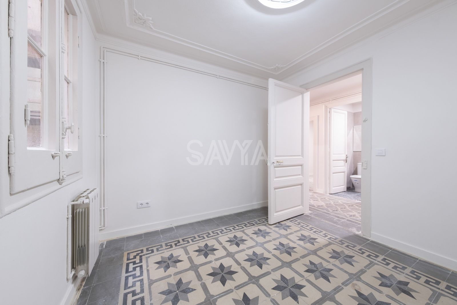 Maravilloso piso alto y segregable en Eixample con posibilidad de recuperar terraza - Foto 18