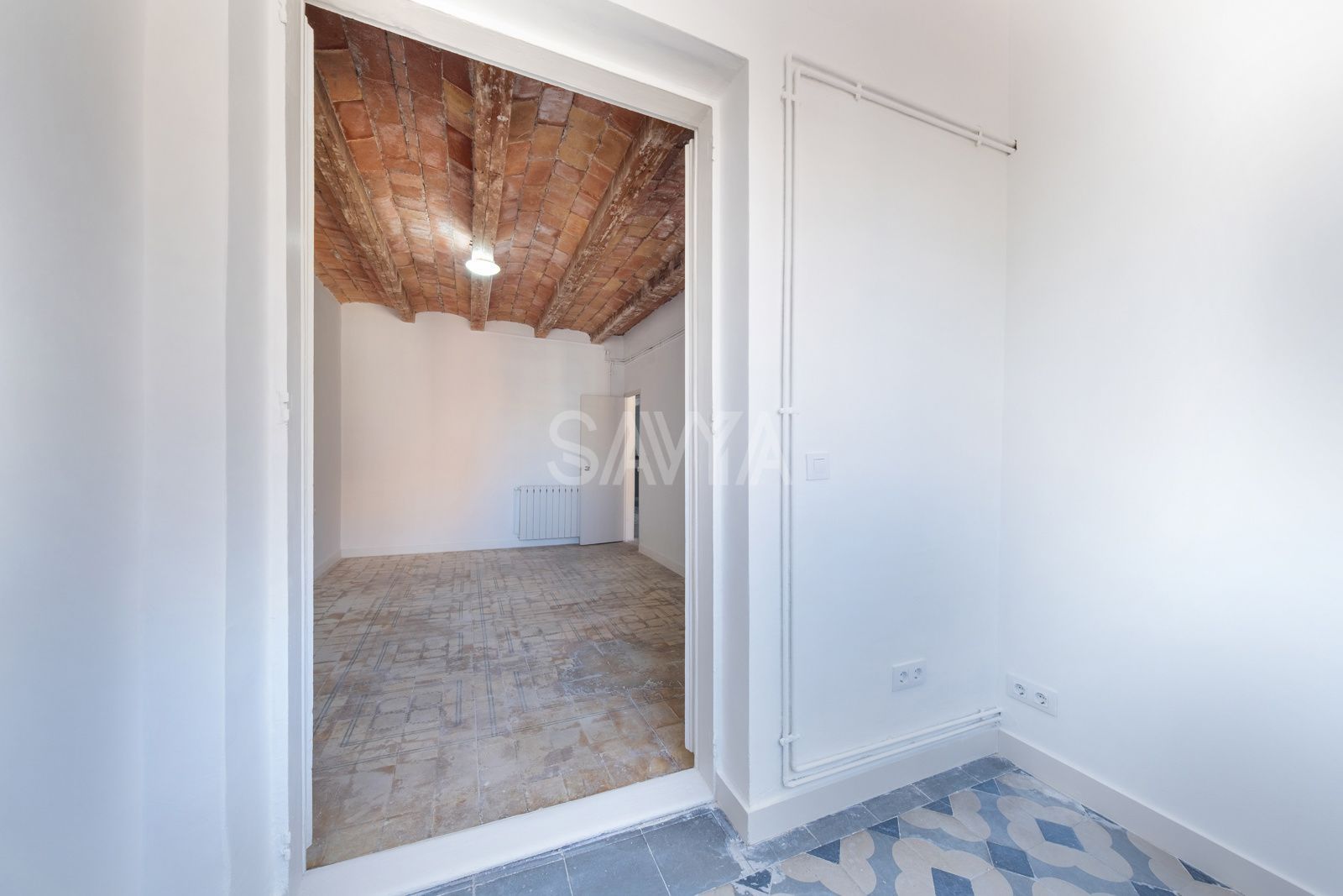 Maravilloso piso alto y segregable en Eixample con posibilidad de recuperar terraza - Foto 34