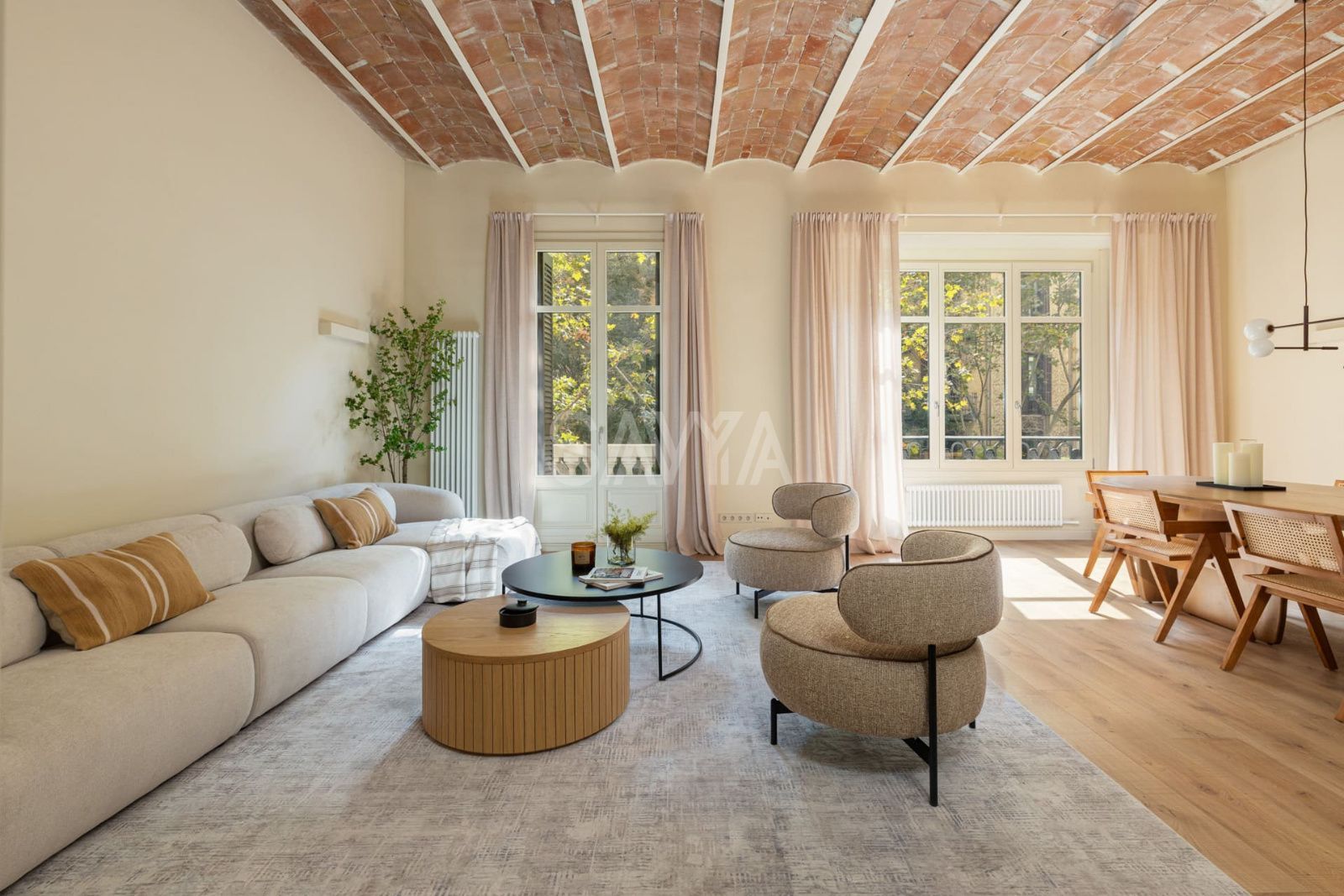 Exclusivo piso rehabilitado en Eixample - Foto 3