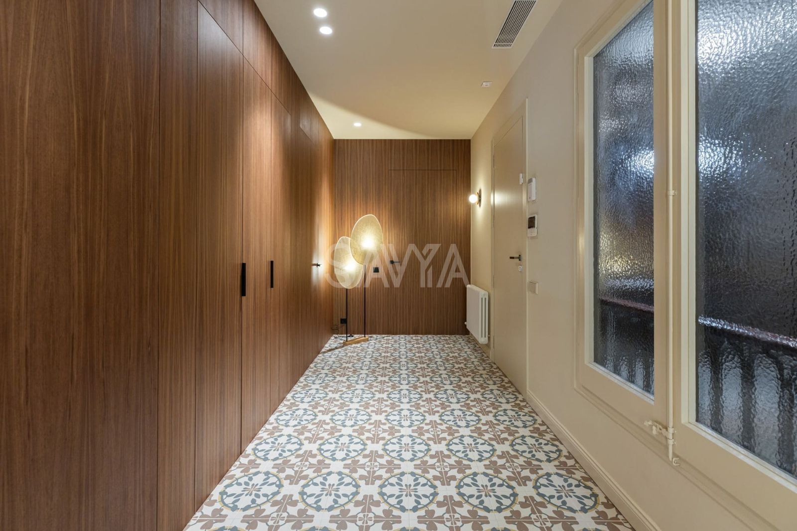 Exclusivo piso rehabilitado en Eixample - Foto 9