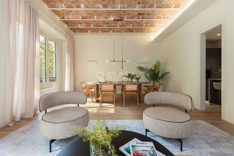 Piso en venta Barcelona. Ref: 2095. Savya Real Estate