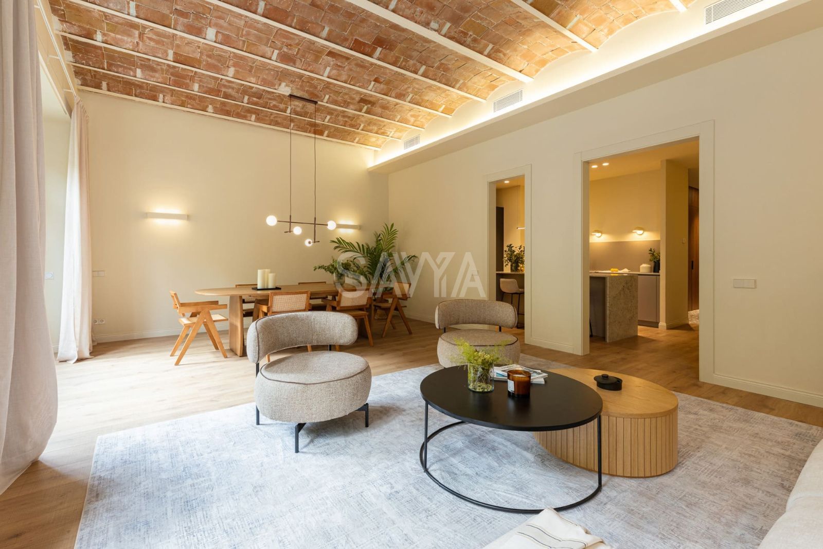 Exclusivo piso reformado en Eixample - Foto 4