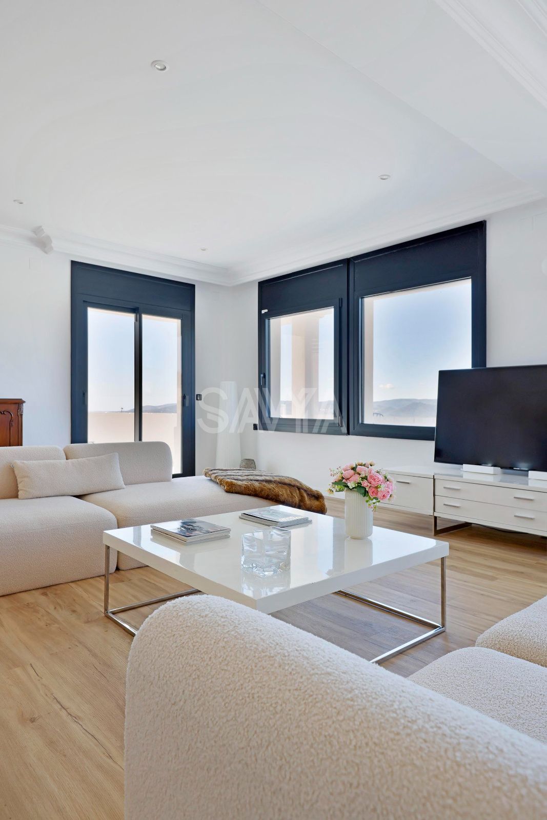 Residencia con vistas panorámicas y piscina en Ciutat Diagonal - Foto 42