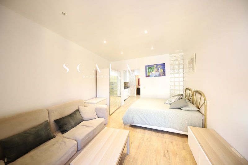Piso en alquiler en Madrid (Centro)
(ref.1488)