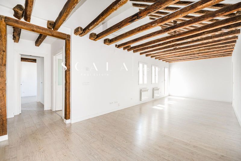 Ático en alquiler Madrid. Ref: 1882. Scala Properties 