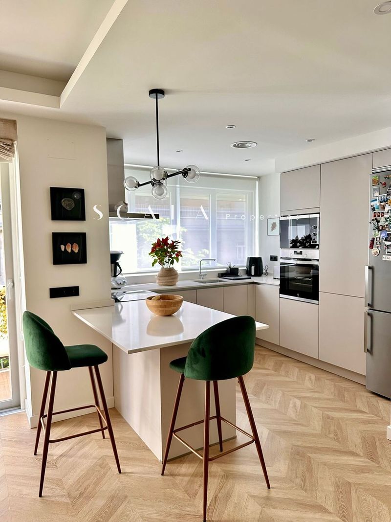 Flat for sale Madrid. Ref: 2098. Scala Properties 