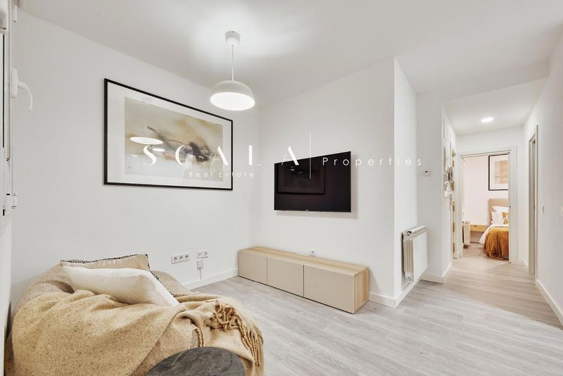 Flat for sale Madrid. Ref: 2400. Scala Properties 