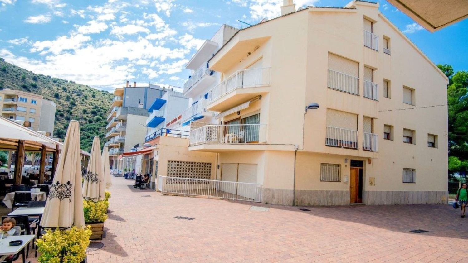 Chalet adosado en venta en primera línea de mar en Calle del Mar, en Colera