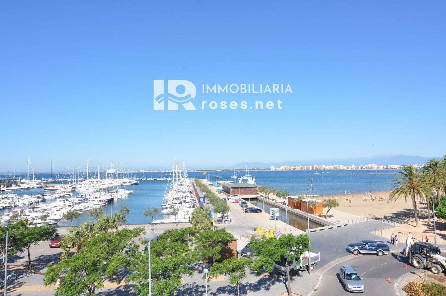 Apartament en venda a primera línia de mar a Avinguda de la Riera de la Cuana, a Roses