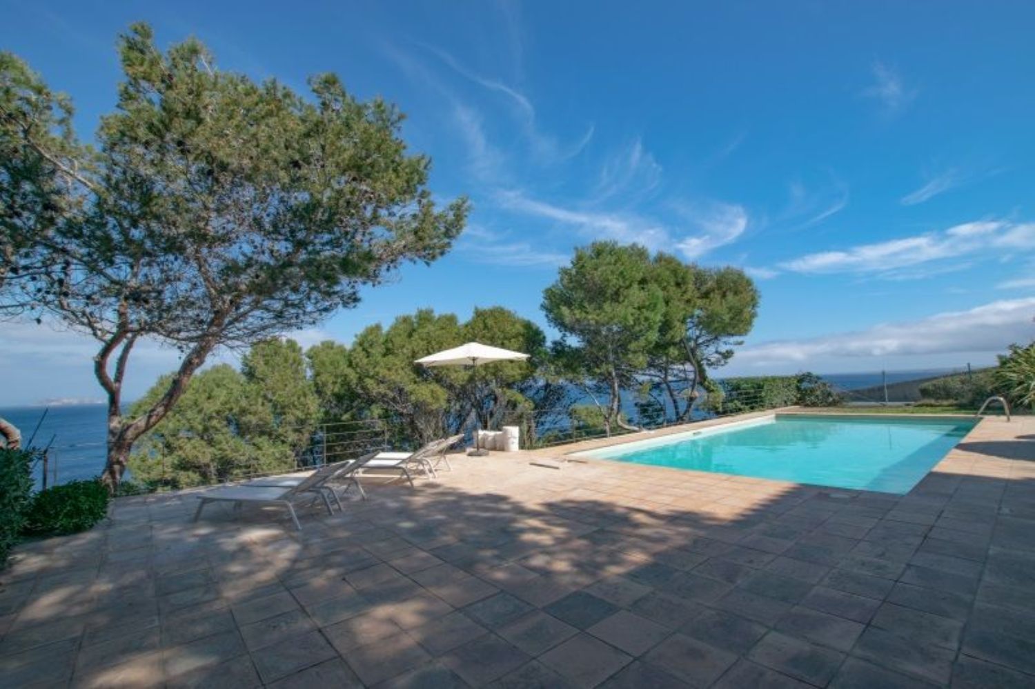 House for sale on the seafront on es vent street, in Begur