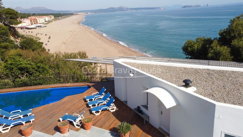 Cases en venda Begur, Girona. Ref: 1296. Addurno.com