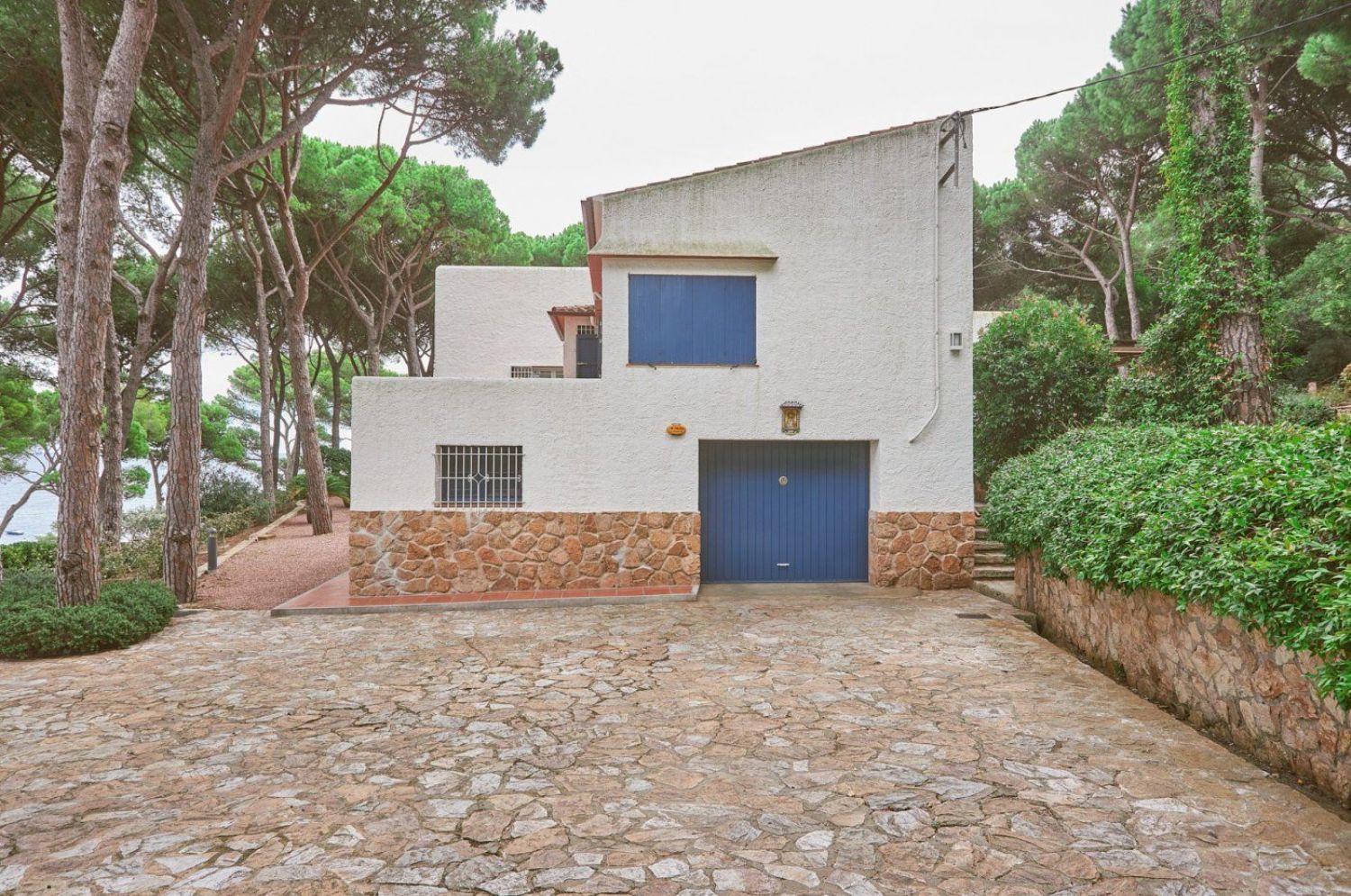 House for sale on the seafront in Tamariu, in Palafrugell