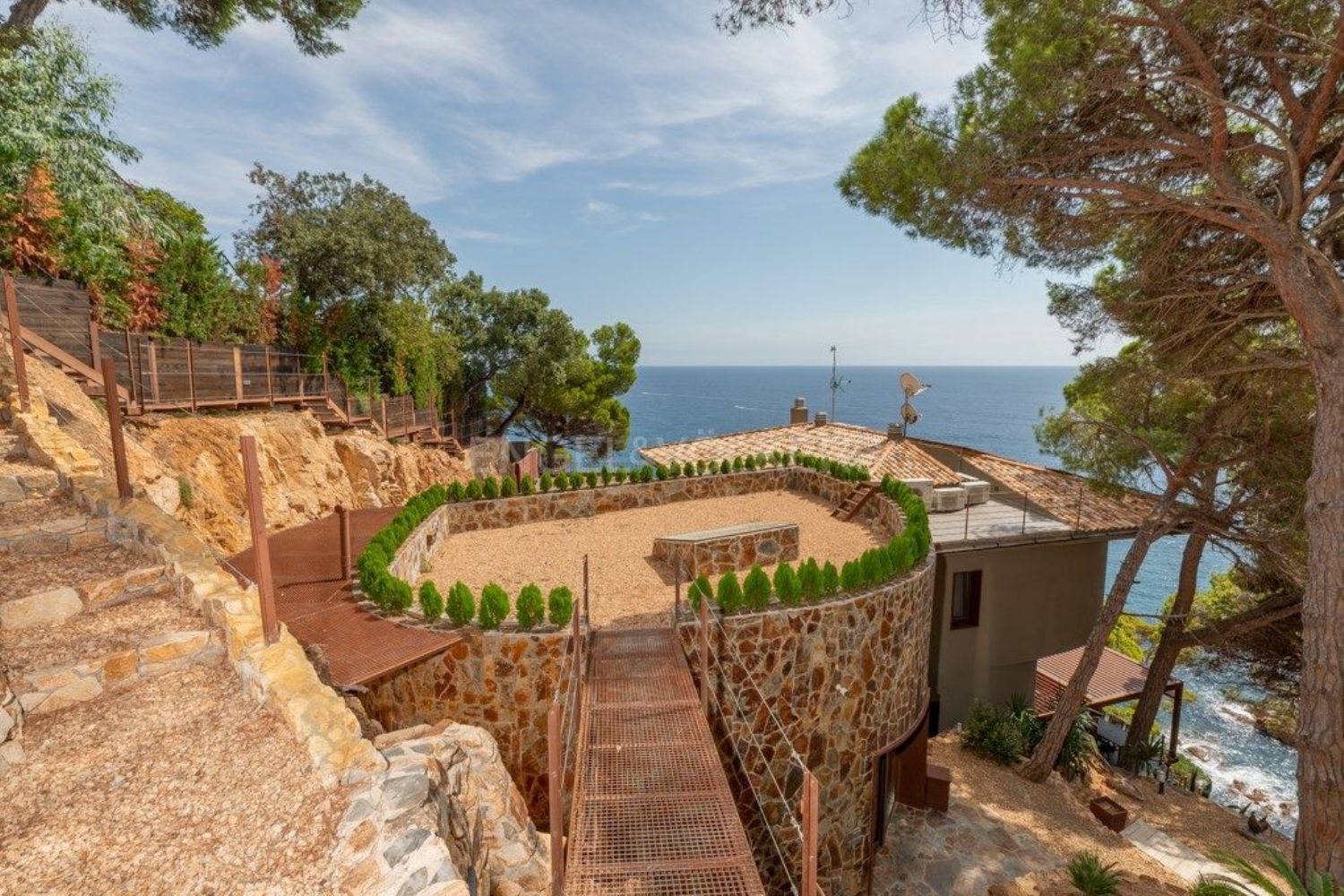 Casa en venda a primera línia de mar, a Sant Feliu de Guixols