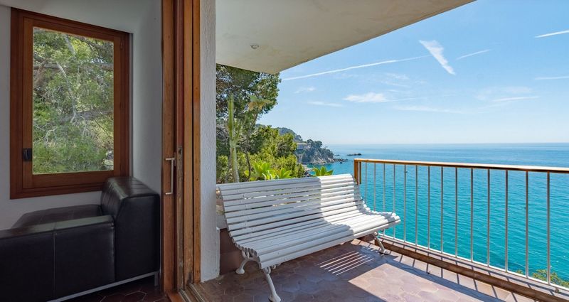 Cases en venda Tossa De Mar, Girona. Ref: 1382. Addurno.com