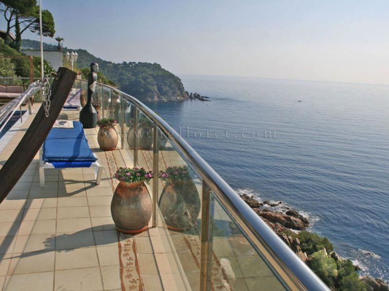 Xalet Parejat en venda Lloret de Mar, Girona. Ref: 1386. Addurno.com