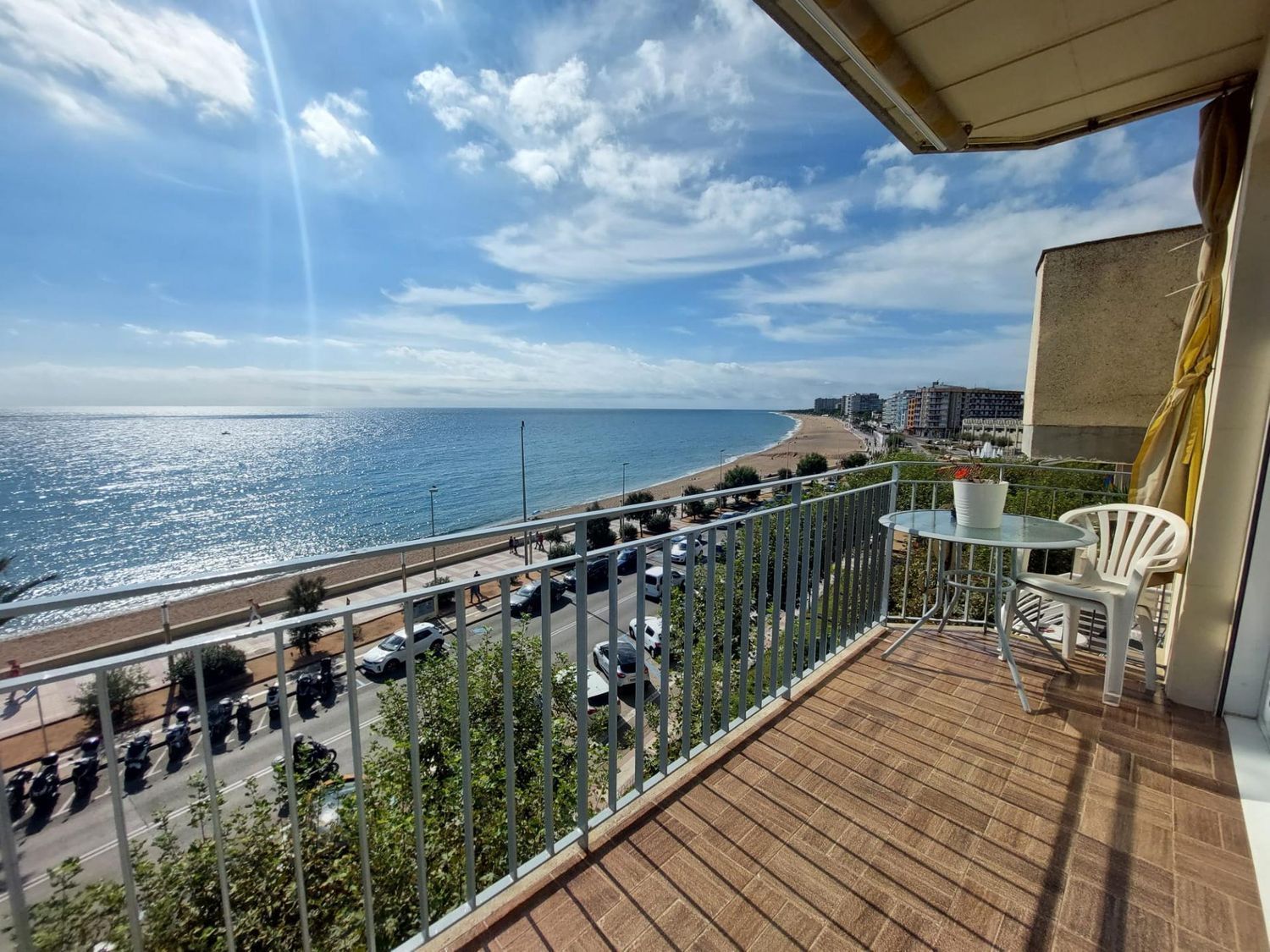 Apartment for sale on the seafront in Blanes