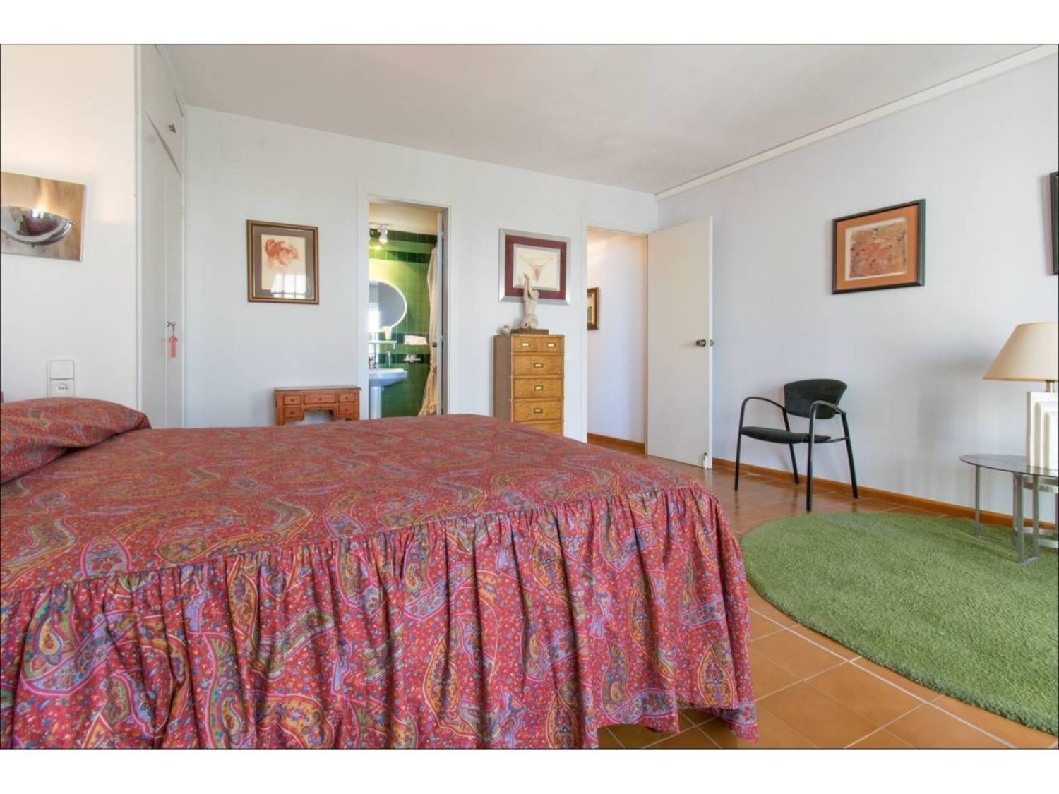 Vende-se apartamento na primeira linha do mar no Paseo de la Ribera, em Sitges