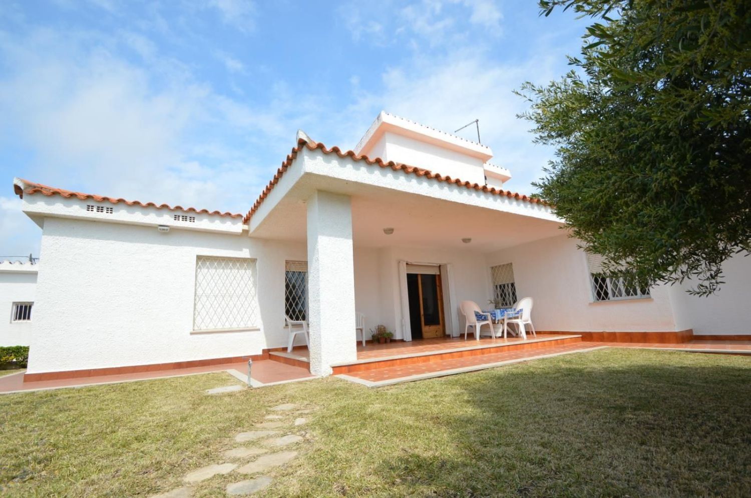 House for sale on the seafront in La Foradá, in Vinaròs