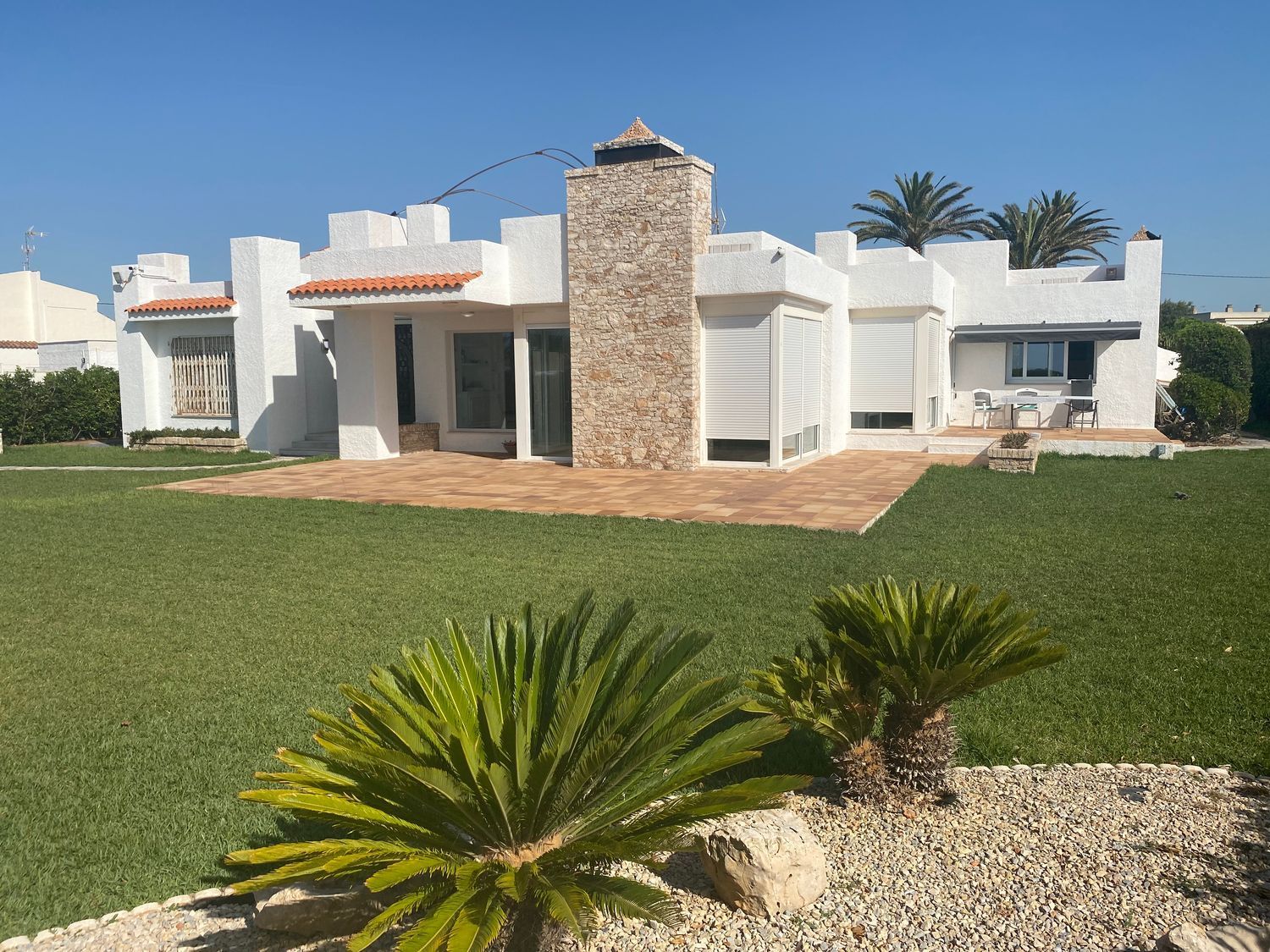 Casa en venta en primera línea de mar en la calle de l'Artet, en Vinaròs