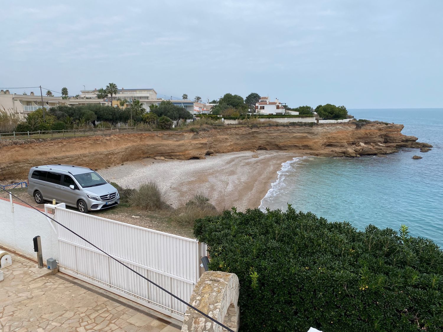 Casa en venda a primera línia de mar al carrer de l'Artet, a Vinaròs