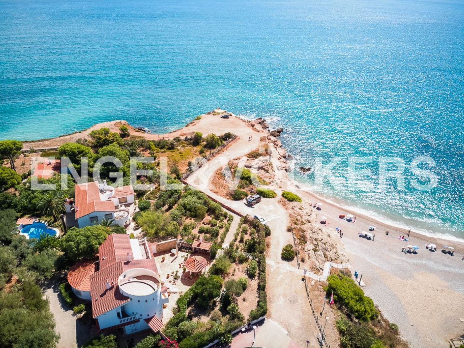 House for sale on the first line of the sea in the Urban Center, in Vinaròs