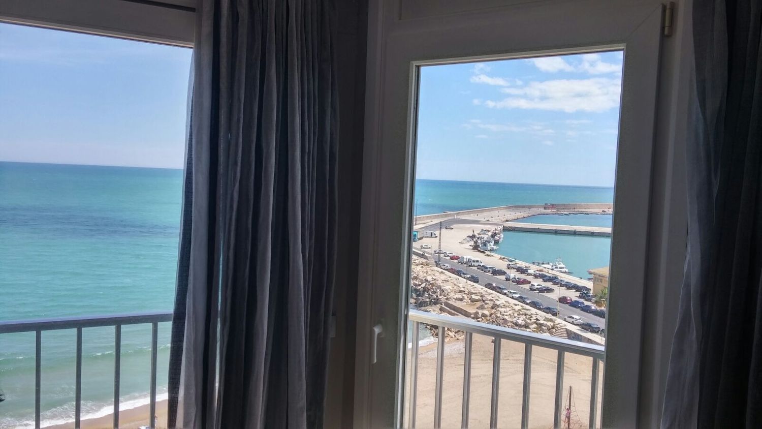 Apartment for sale on the seafront on Paseo de Colón, in Vinaròs