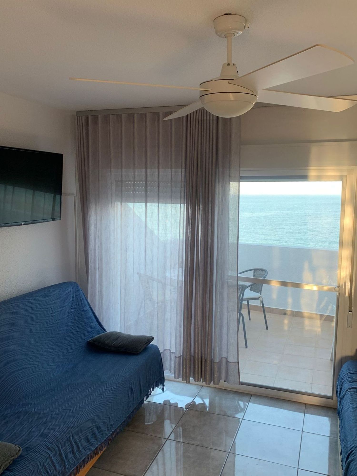 Estudio en venta en primera línea de mar en la avenida Valencia, en Peñiscola