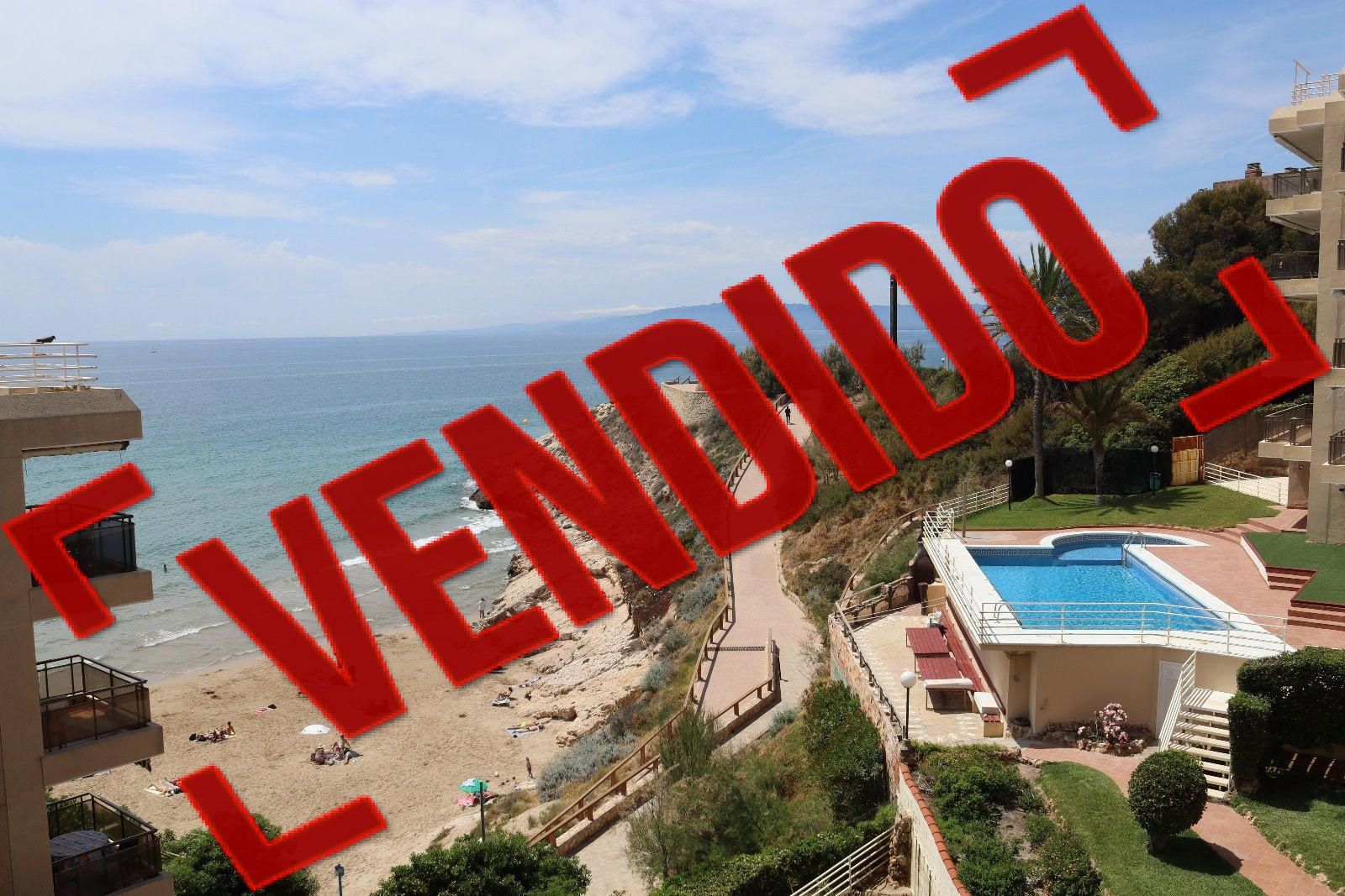 Apartament en venda a primera línia de mar a Carrer de la Torrassa, a Salou