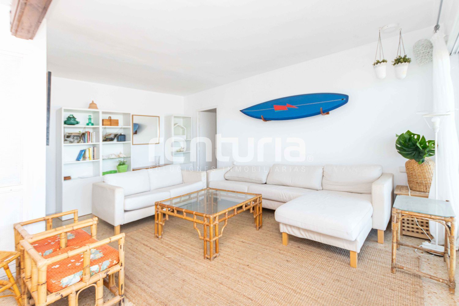 Apartment for sale on the seafront on l'Estrela de la Mar street, in Sueca