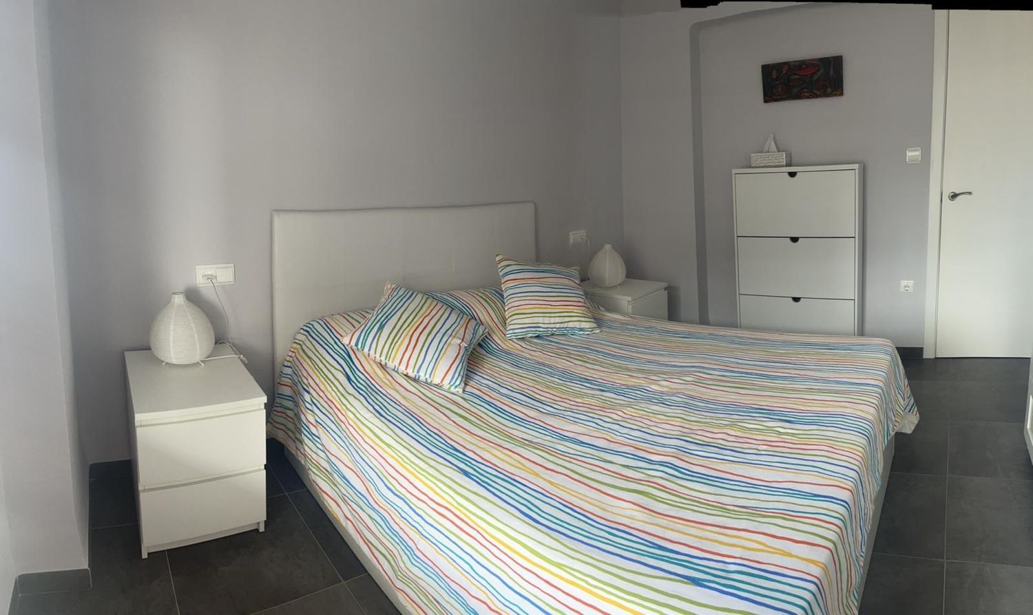 Vende-se apartamento à beira-mar na rua Riu Segarra, em Sueca