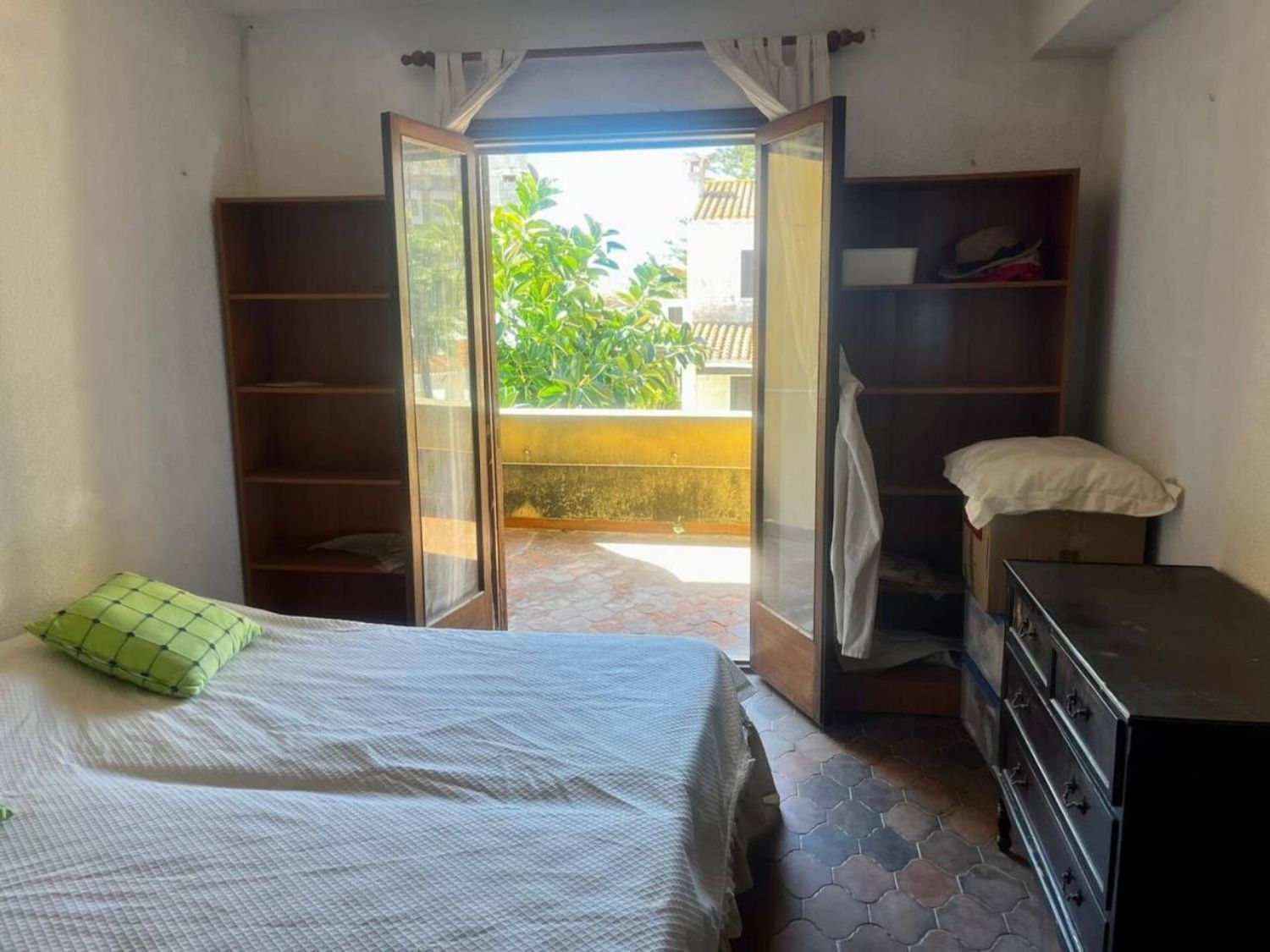 Vende-se casa geminada à beira-mar na rua Mar Blau N-07, na Sueca